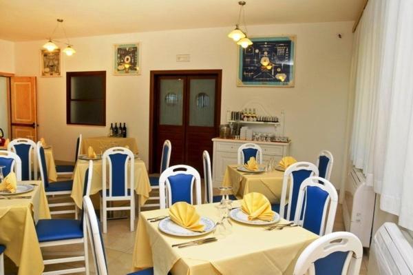 Hotel Ristorante Il Vascello Costa Rei Bagian luar foto