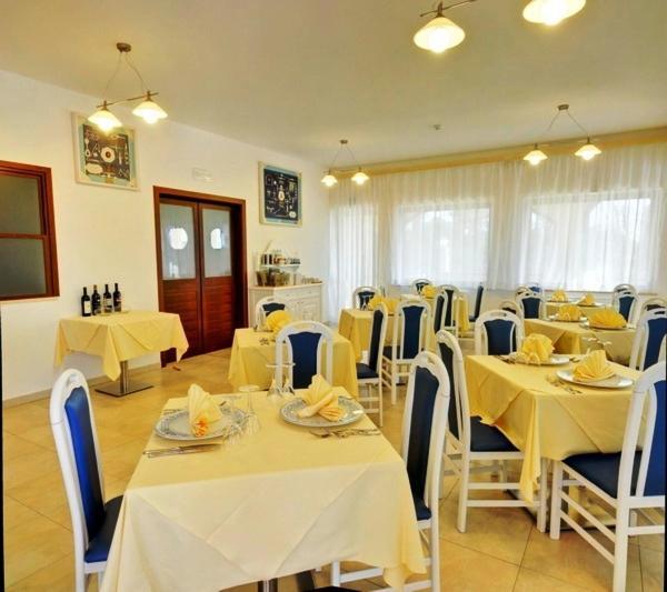 Hotel Ristorante Il Vascello Costa Rei Bagian luar foto