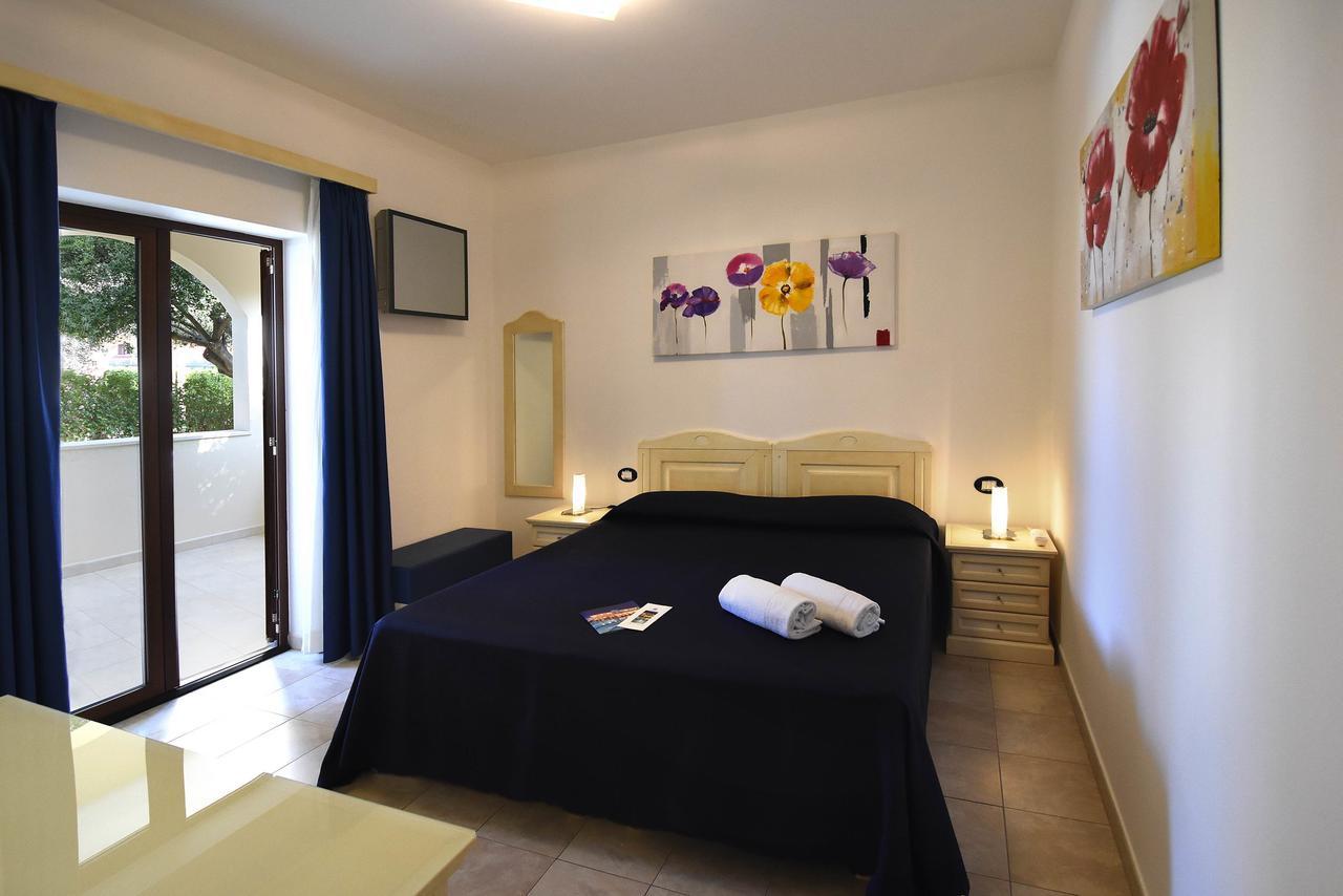 Hotel Ristorante Il Vascello Costa Rei Bagian luar foto