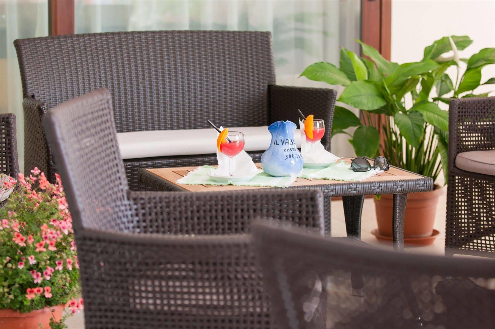 Hotel Ristorante Il Vascello Costa Rei Bagian luar foto