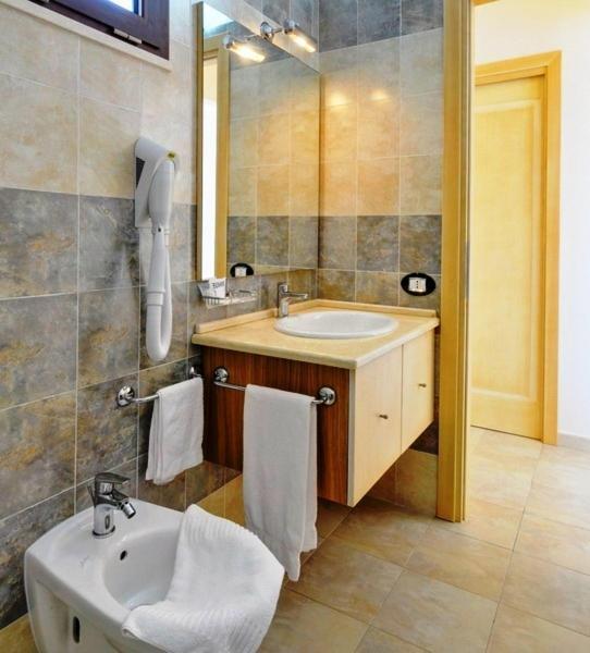 Hotel Ristorante Il Vascello Costa Rei Bagian luar foto